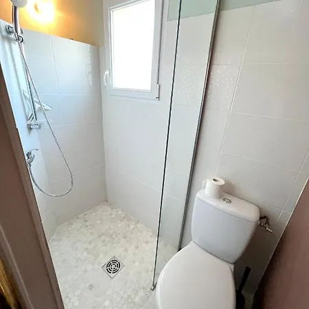 Maison Charmante A Avec Jardin Cloture * Ares