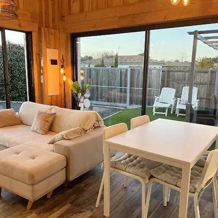 Maison Charmante A Avec Jardin Cloture Semesterbostad Ares